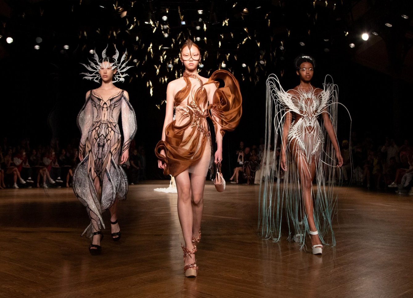 02_AI-Generative-Fashion